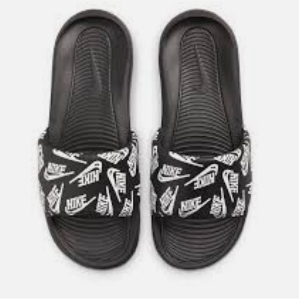 Nike Logo Print Victori One Slide